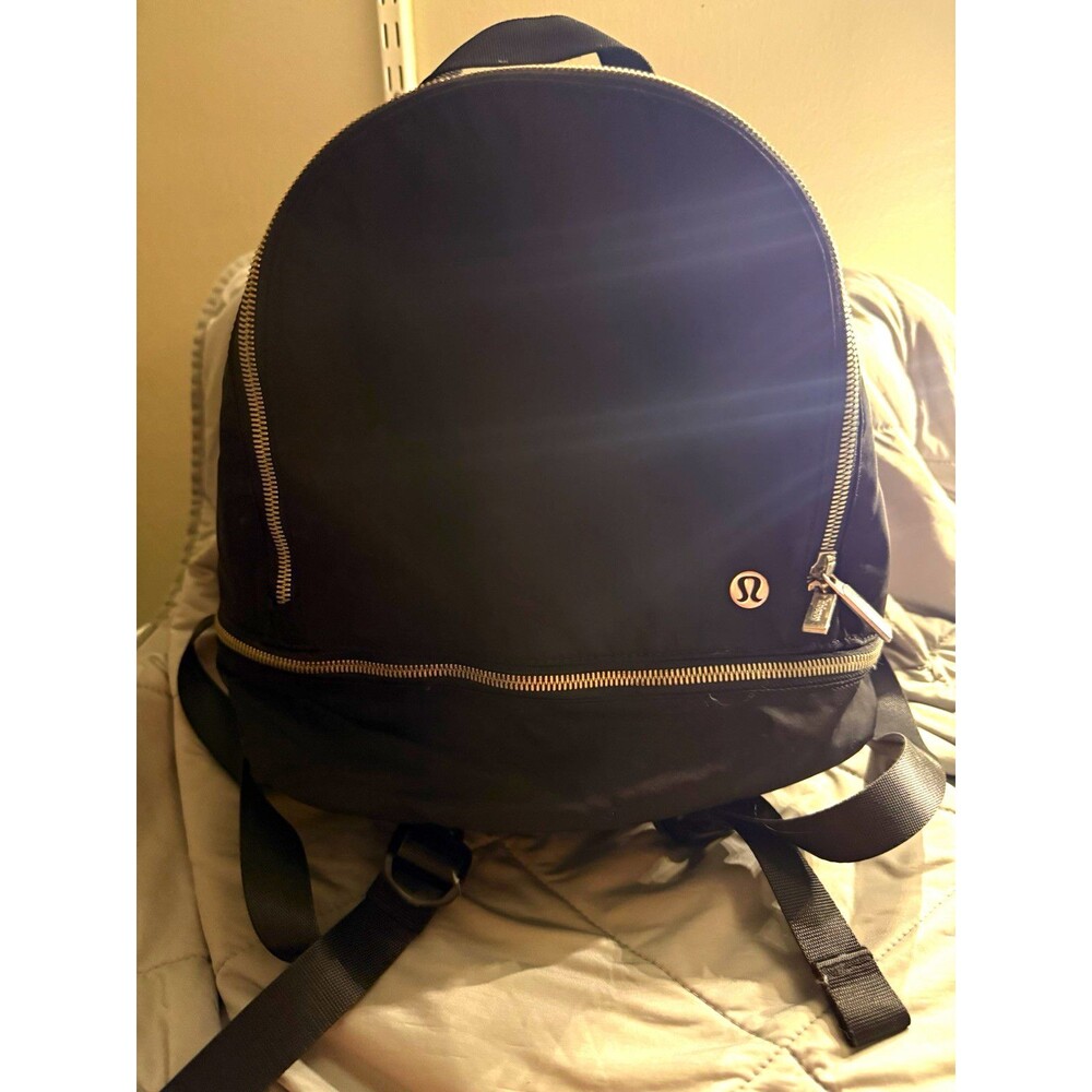 lululemon Black Nylon Backpack Zip Closure Adjustable Strap Pockets Silver HW